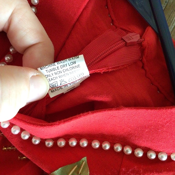 Womens Fashion Red Beaded Ethnic Half Sleeve Faux Flower Kurta Top Size Large - Picture 9 of 9